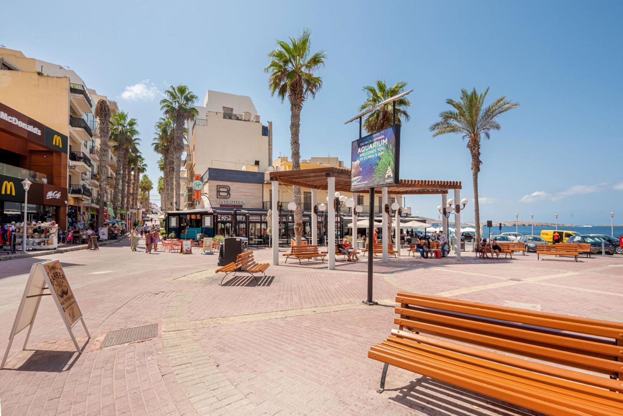 Islet Promenade Seafront Apartment With Large Corner Terrace By Getawaysmalta San Pawl il-Baħar Zewnętrze zdjęcie