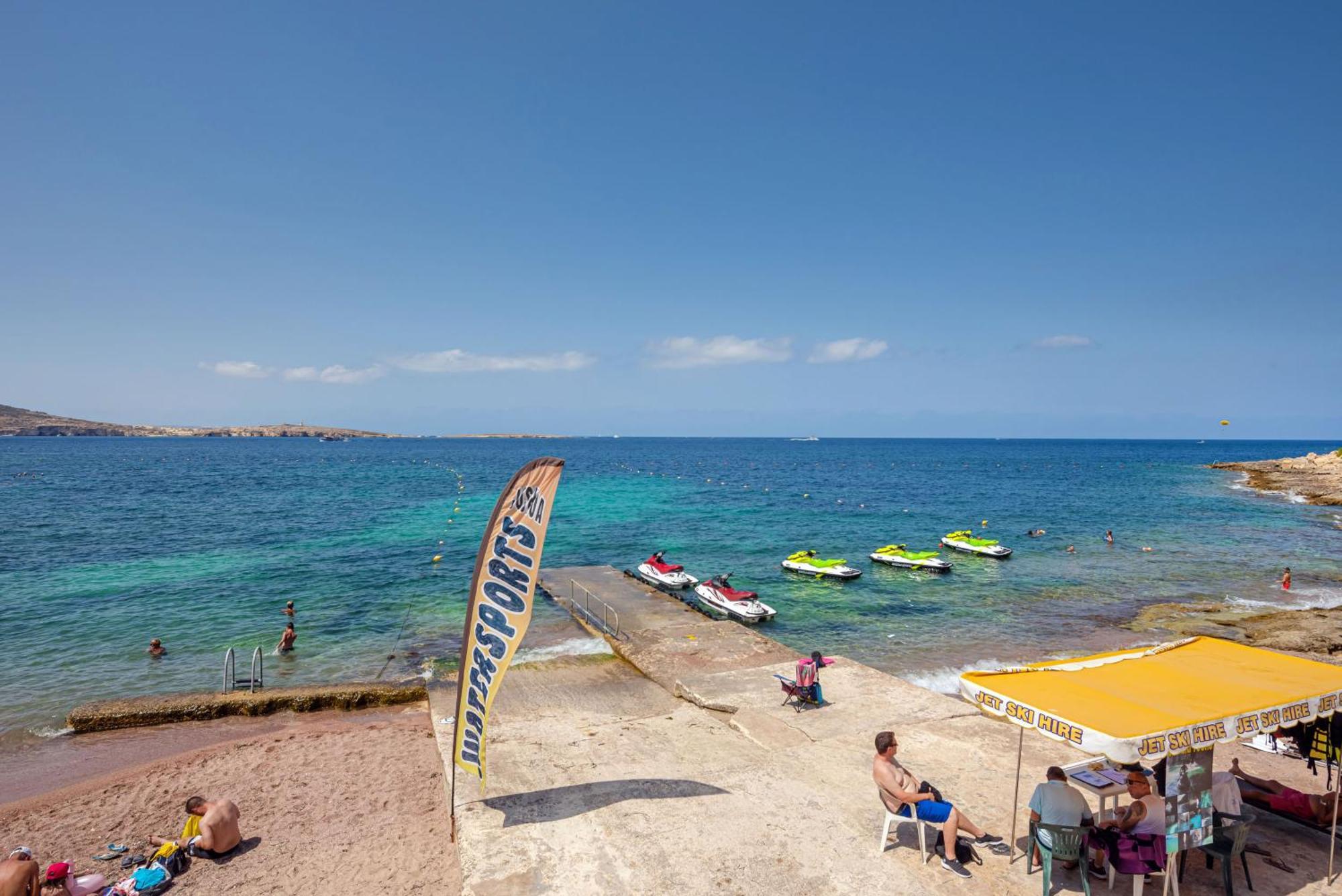 Islet Promenade Seafront Apartment With Large Corner Terrace By Getawaysmalta San Pawl il-Baħar Zewnętrze zdjęcie
